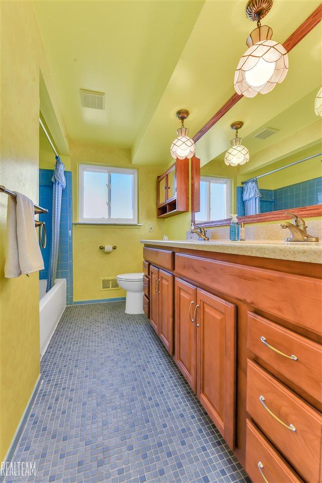 2239 Castleton Drive Troy, MI 48083 - Photo 15 of 33