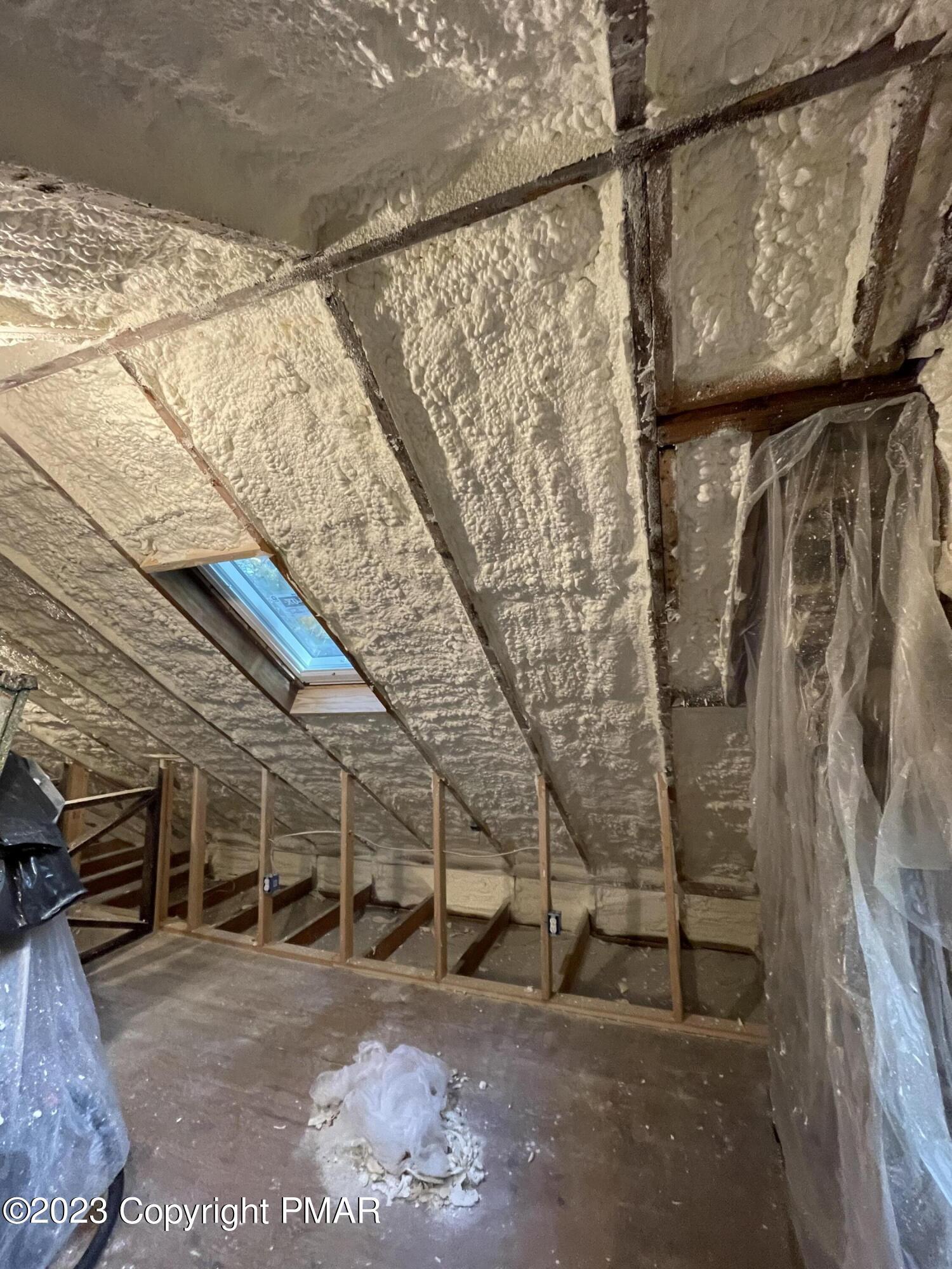 24 Split Rock Road Lake Harmony, PA 18624 - Photo 27 of 42