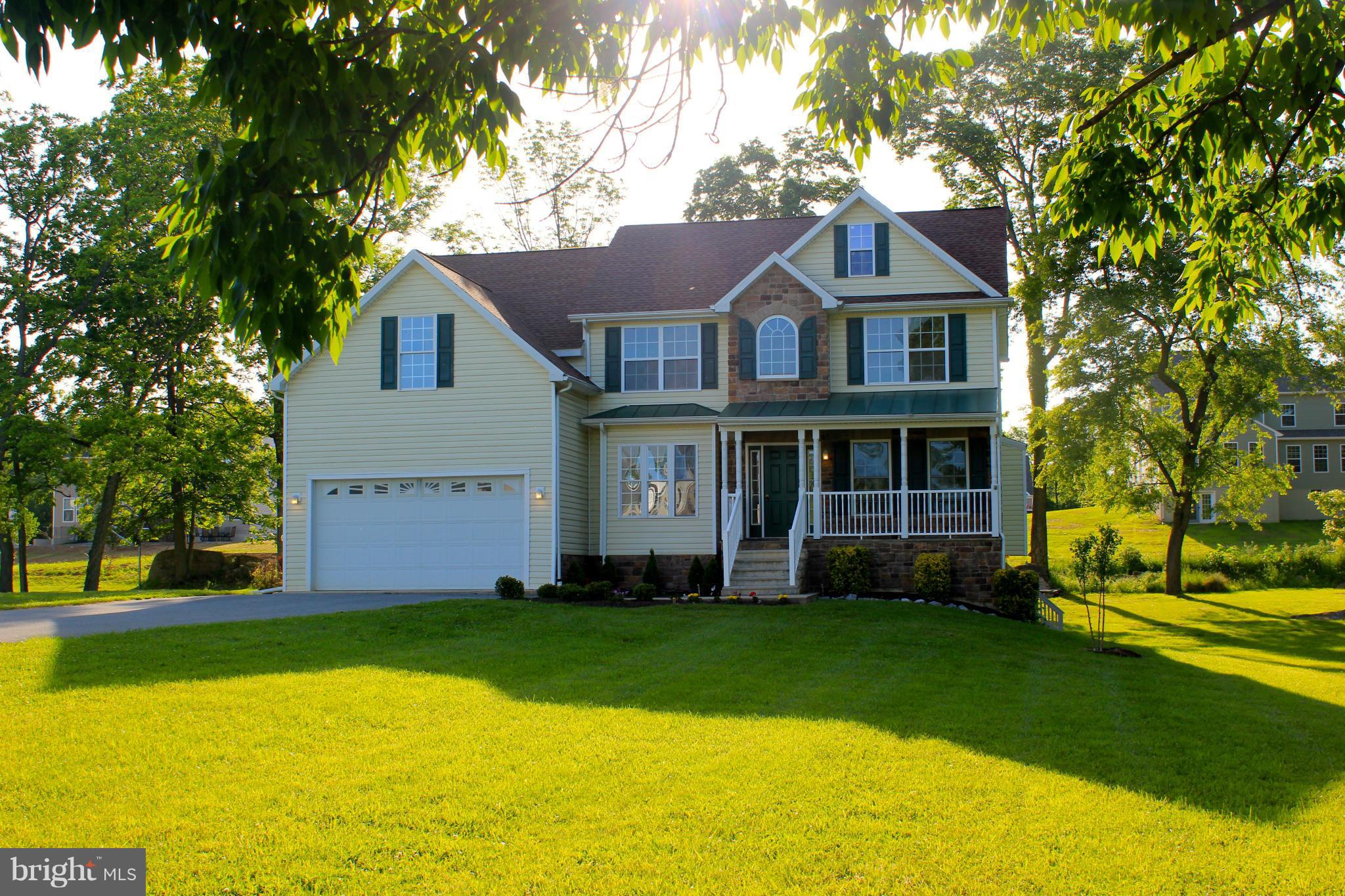 292 Hot Wheels Drive Ranson, WV 25438 - Photo 2 of 22 Exterior (Front)