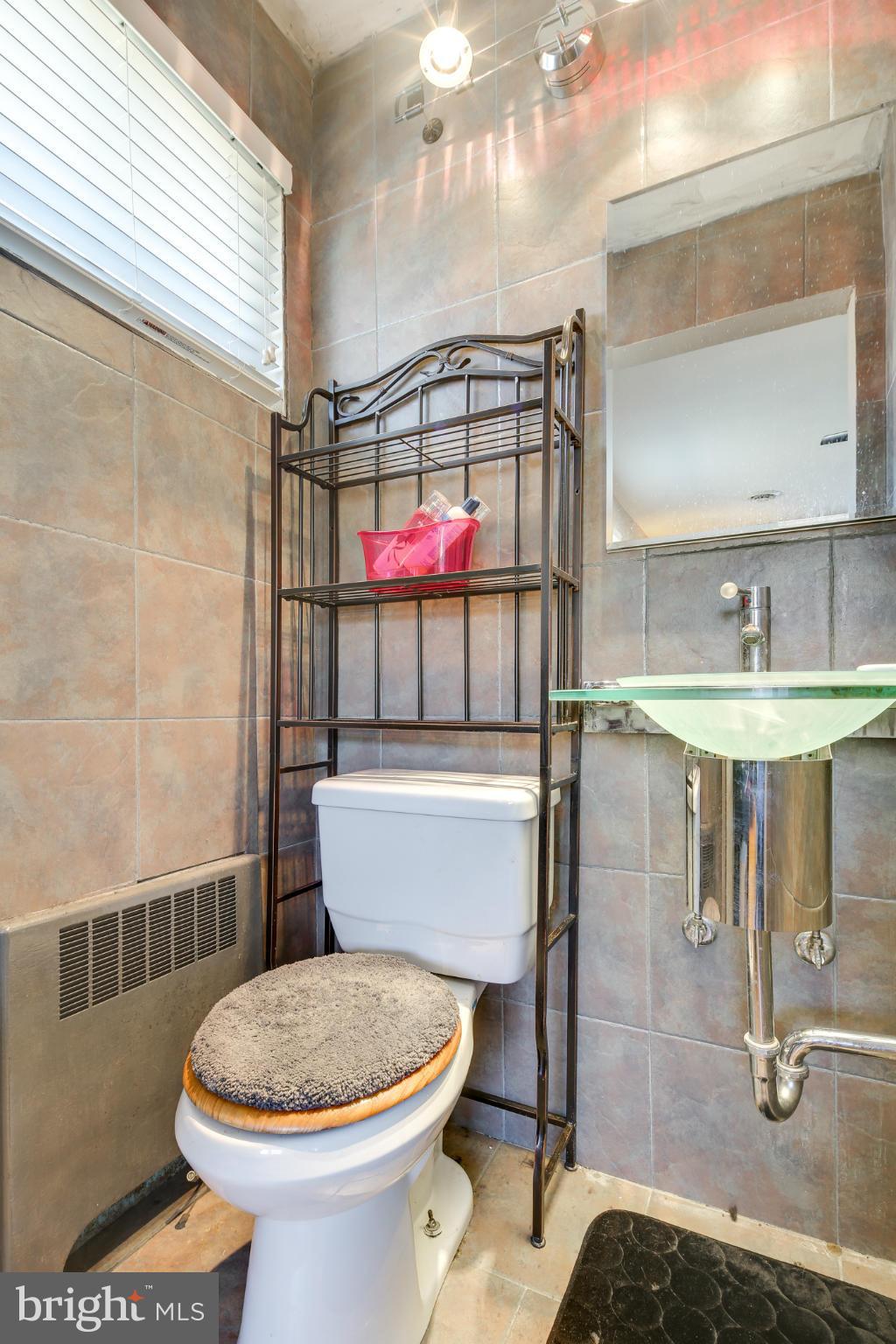 3632 Eitemiller Road Baltimore, MD 21244 - Photo 14 of 27 Bath