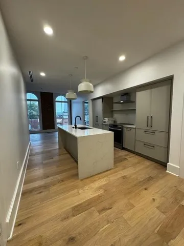 $900 | 136 Main Street, Unit 205, Mcgregor, IA 52157