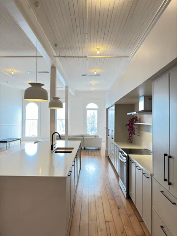 $900 | 136 Main Street, Unit 205, Mcgregor, IA 52157