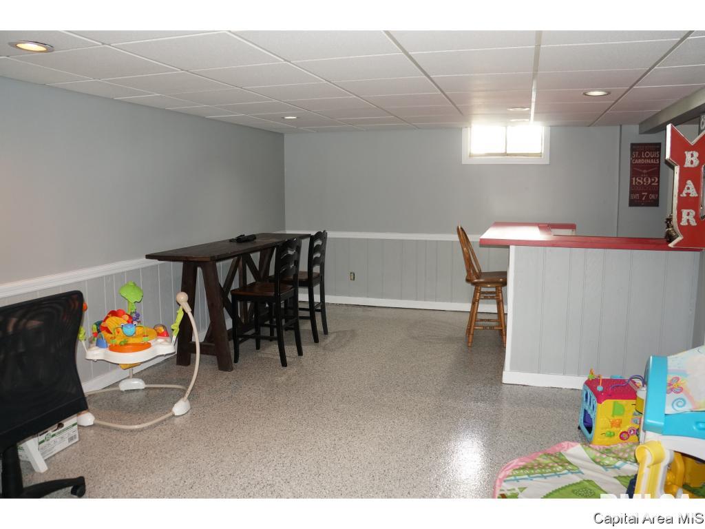 1806 East Hood Street Springfield, IL 62703 - Photo 24 of 35 Gallery Image 24