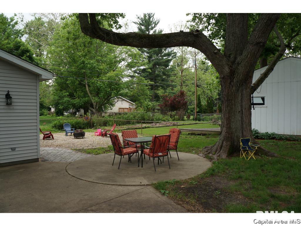 1806 East Hood Street Springfield, IL 62703 - Photo 35 of 35 Gallery Image 35