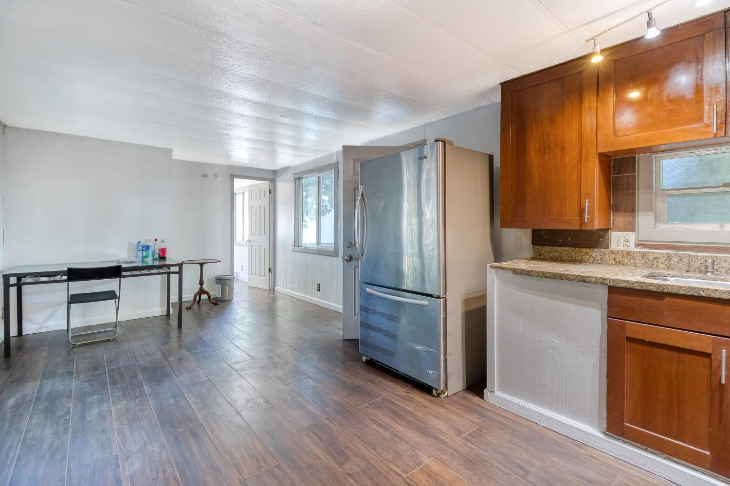 433 South 7th Street, Unit 99 Modesto, CA 95351 - Photo 9 of 17