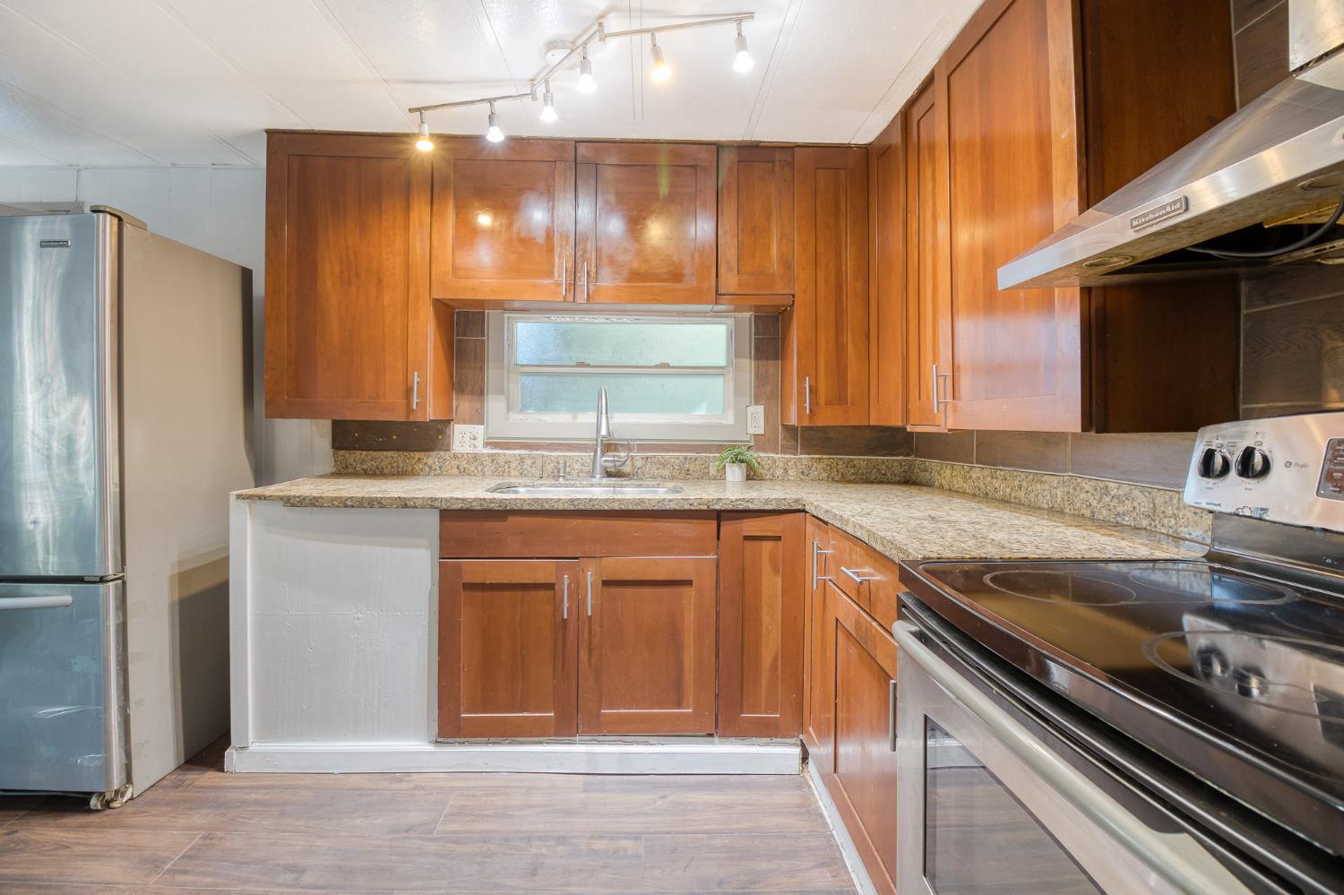 433 South 7th Street, Unit 99 Modesto, CA 95351 - Photo 10 of 17
