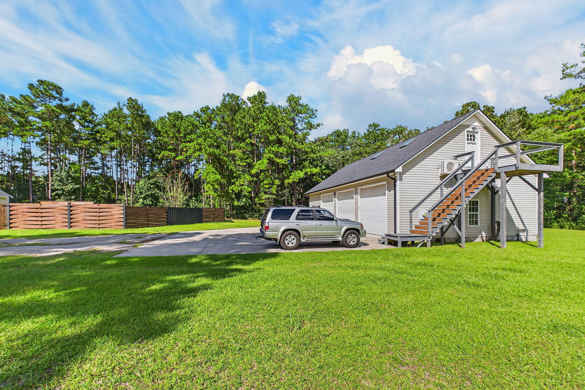 120 Intimidator Lane Moncks Corner, SC 29461 - Photo 90 of 105 11-web-or-mls-CAM06718G6-PR0008-STILL011