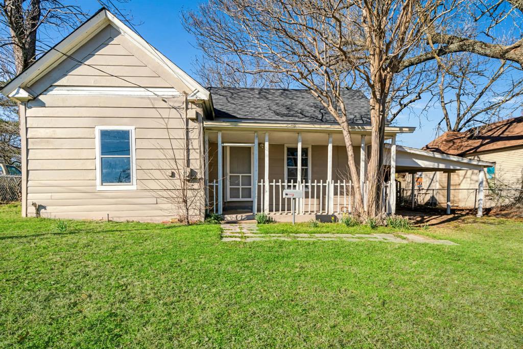 1716 Maple Avenue Paris, TX 75460 - Photo 2 of 13