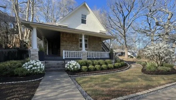 $369,000 | 3336 Wyoming Street, Kansas City, MO 64111