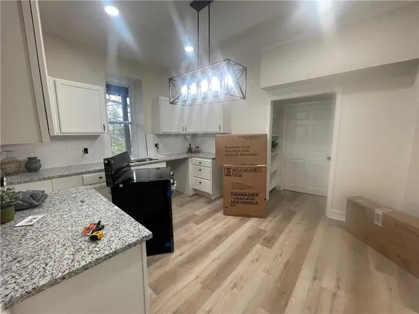 $369,000 | 3336 Wyoming Street, Kansas City, MO 64111