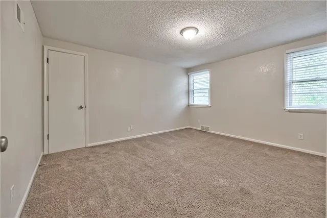 $349,900 | 5428 West 102nd Street, Overland Park, KS 66207