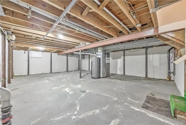 $349,900 | 5428 West 102nd Street, Overland Park, KS 66207