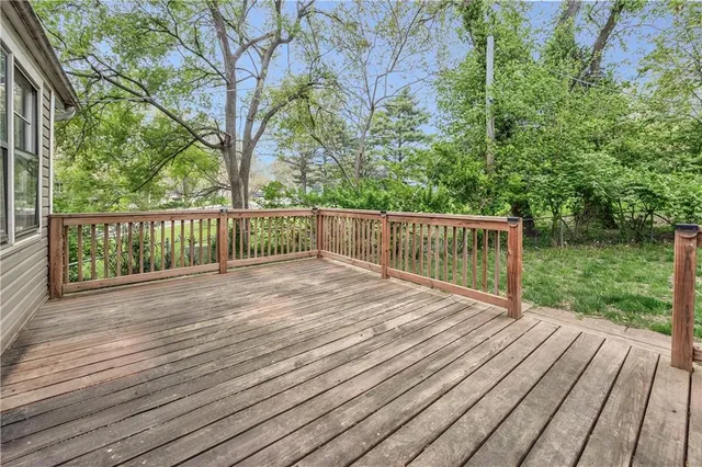 $349,900 | 5428 West 102nd Street, Overland Park, KS 66207