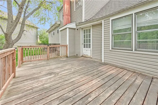 $349,900 | 5428 West 102nd Street, Overland Park, KS 66207