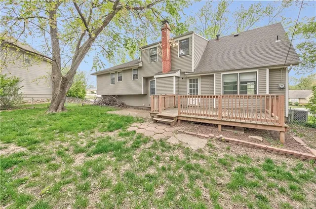 $349,900 | 5428 West 102nd Street, Overland Park, KS 66207