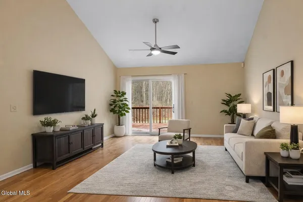 $389,000 | 145 Killarney Drive, Niskayuna, NY 12309