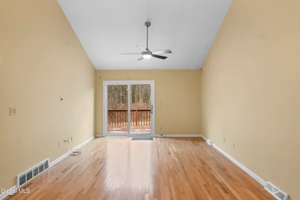 $389,000 | 145 Killarney Drive, Niskayuna, NY 12309