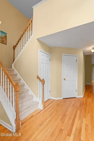 $403,000 | 145 Killarney Drive, Niskayuna, NY 12309