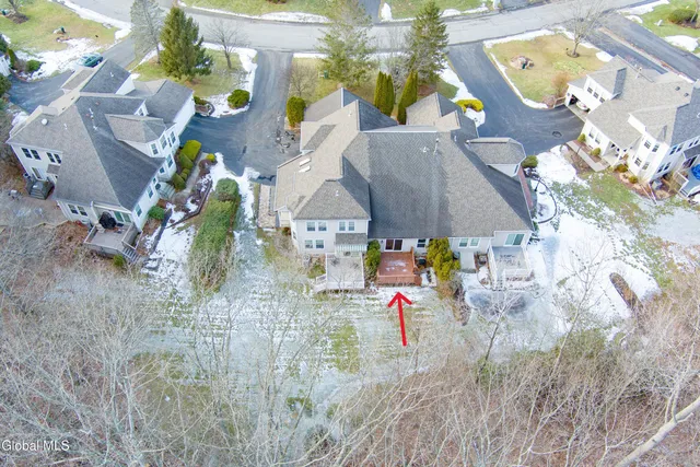 $403,000 | 145 Killarney Drive, Niskayuna, NY 12309