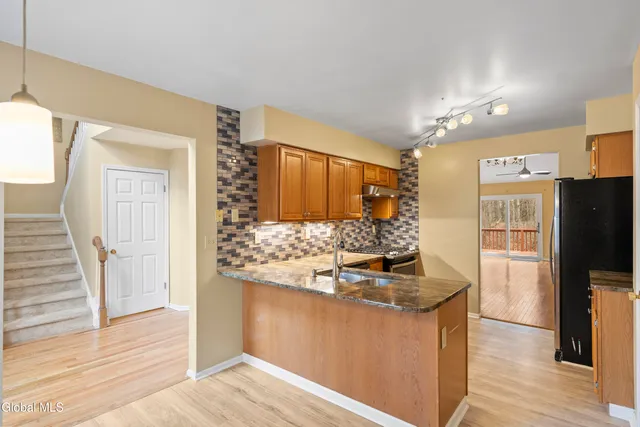 $403,000 | 145 Killarney Drive, Niskayuna, NY 12309