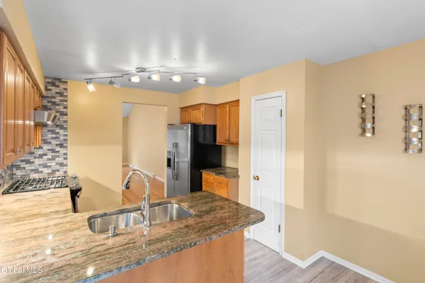 $389,000 | 145 Killarney Drive, Niskayuna, NY 12309