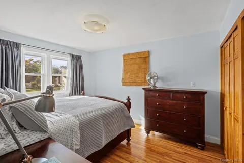 a view of walk in closet