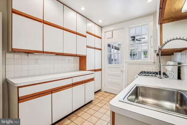 $1,188,000 | 4442 Q Street Northwest, Washington, DC 20007