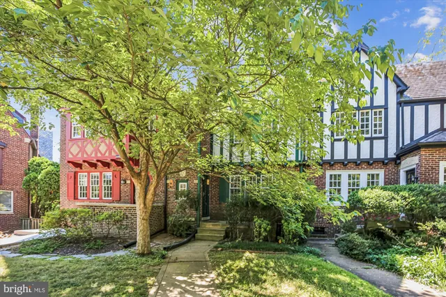 $1,188,000 | 4442 Q Street Northwest, Washington, DC 20007