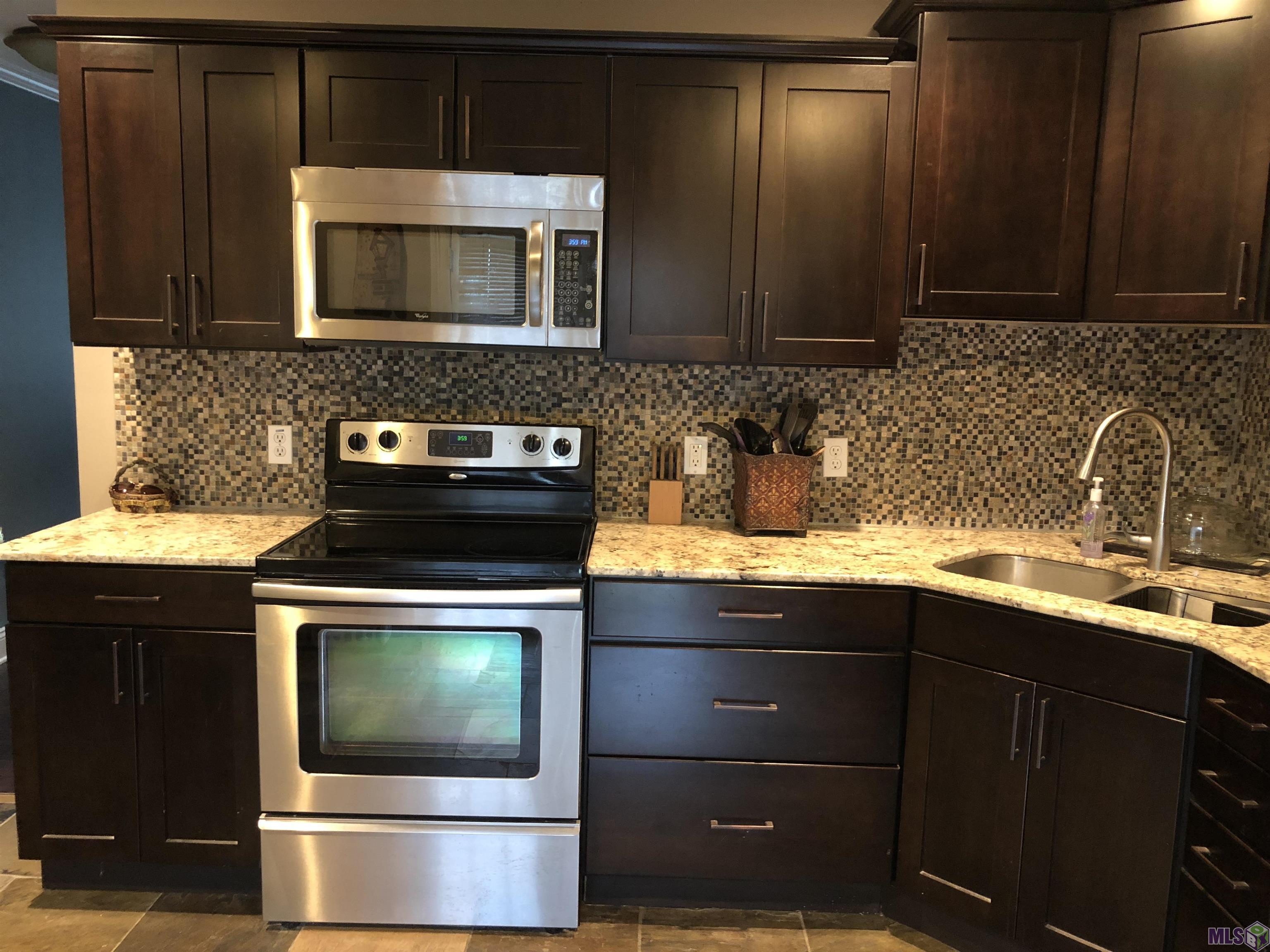 12138 Coursey Boulevard, Unit 1 Baton Rouge, LA 70816 - Photo 6 of 11