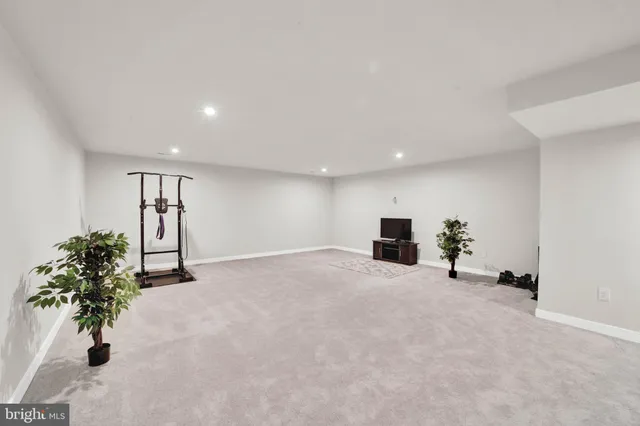a view of livingroom with furniture and window