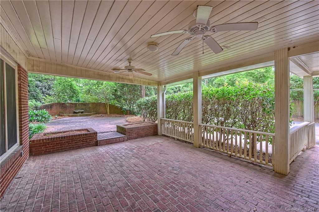 1911 South Wendover Road Charlotte, NC 28211 - Photo 20 of 24