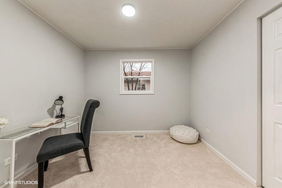 3711 Wren Lane Rolling Meadows, IL 60008 - Photo 15 of 24