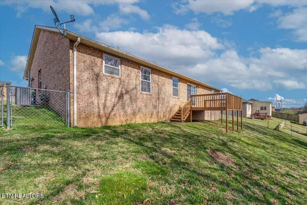 $355,000 | 8143 Florence Gardens Road, Knoxville, TN 37938