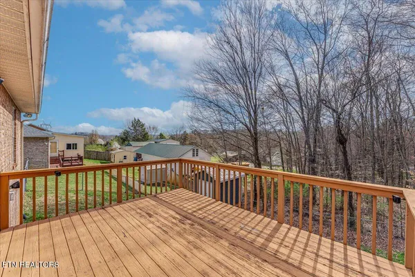$355,000 | 8143 Florence Gardens Road, Knoxville, TN 37938