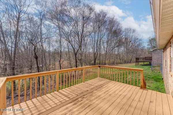 $355,000 | 8143 Florence Gardens Road, Knoxville, TN 37938