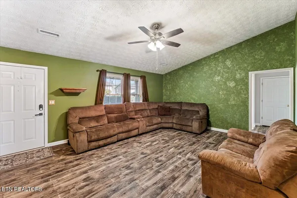 $355,000 | 8143 Florence Gardens Road, Knoxville, TN 37938