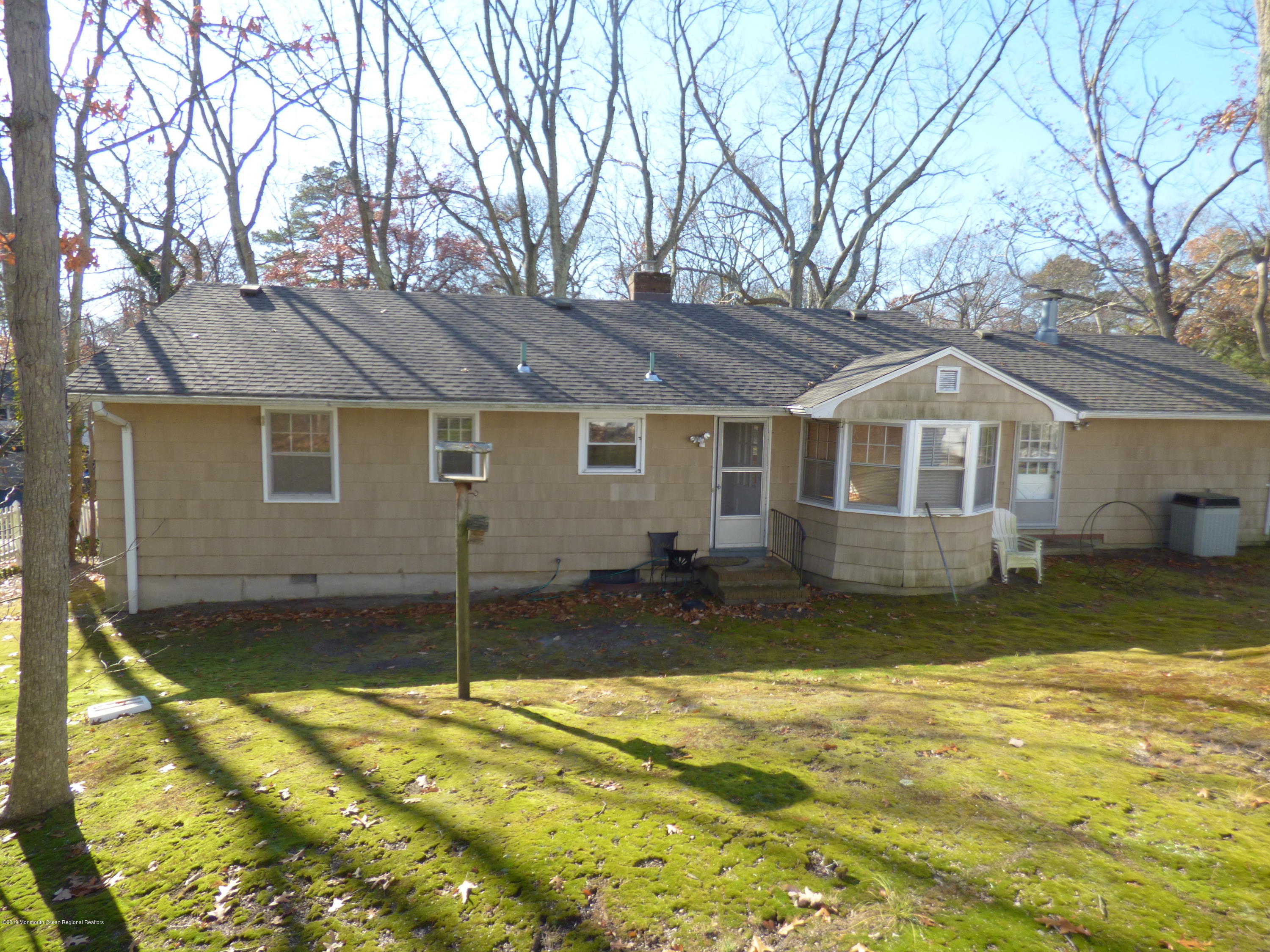 535 South Riverside Drive Neptune Township, NJ 07753 - Photo 19 of 24 P1040637