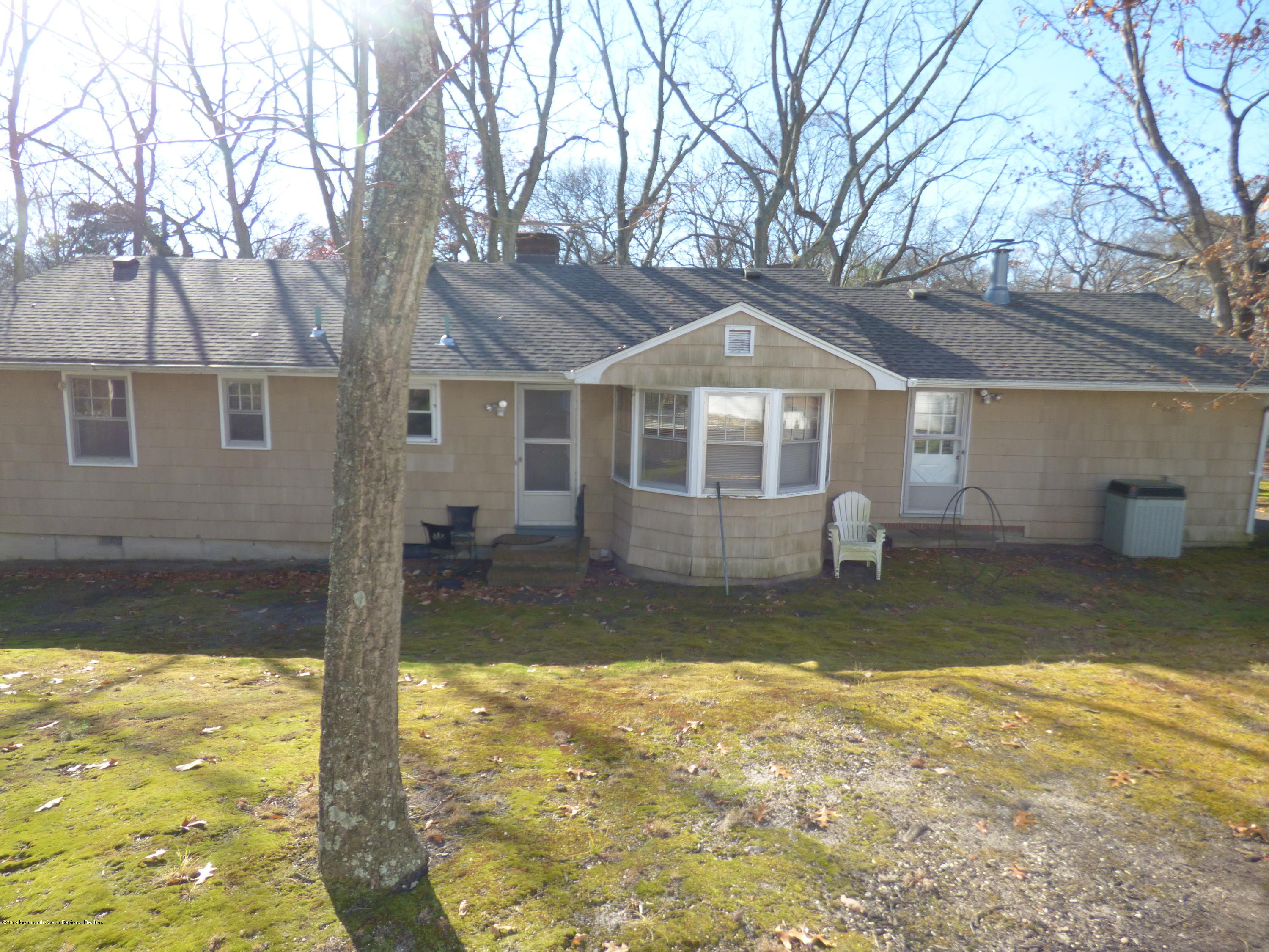 535 South Riverside Drive Neptune Township, NJ 07753 - Photo 20 of 24 P1040638