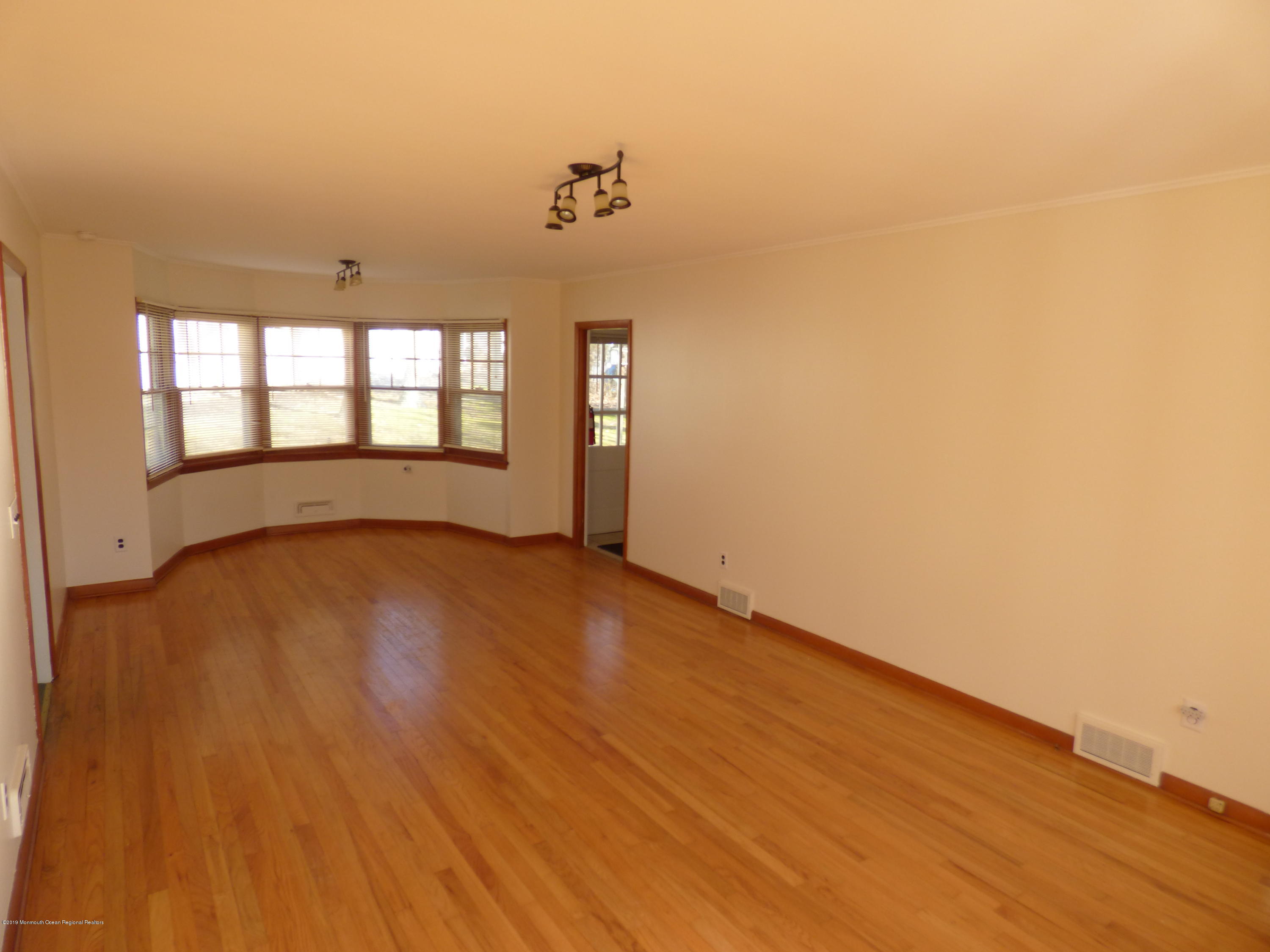 535 South Riverside Drive Neptune Township, NJ 07753 - Photo 4 of 24 P1040616