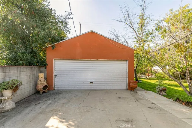 $819,999 | 7419 Kraft Avenue, North Hollywood, CA 91605