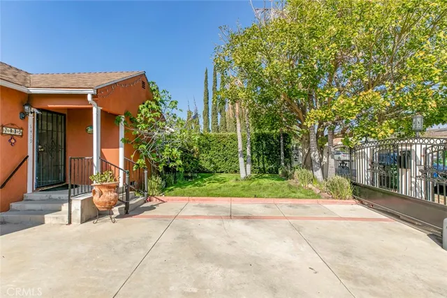 $819,999 | 7419 Kraft Avenue, North Hollywood, CA 91605