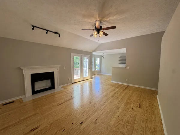 $2,395 | 1808 Timber Grove, Nashville, TN 37214