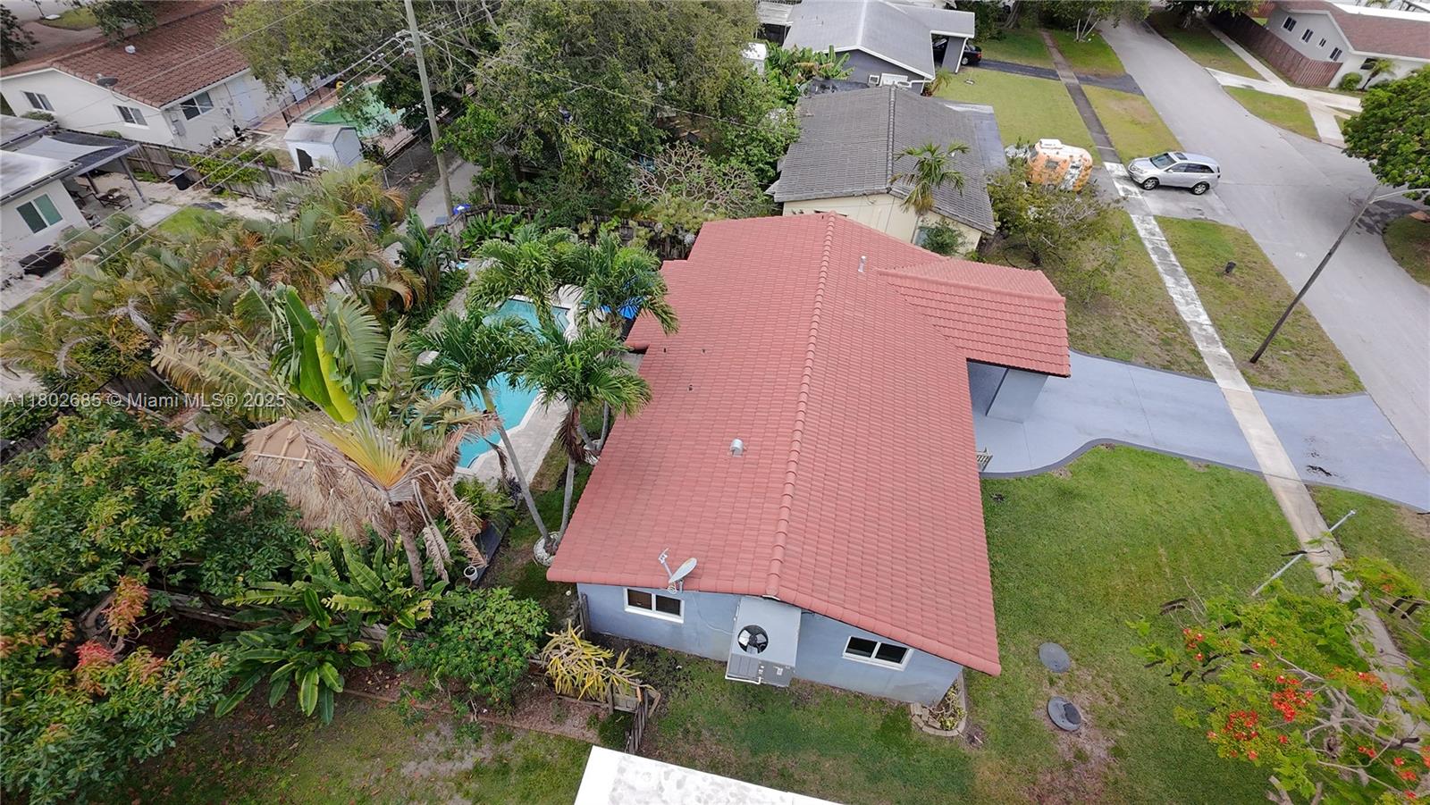 3192 Coolidge Street Hollywood, FL 33021 - Photo 34 of 34 an aerial view of a house with a yard