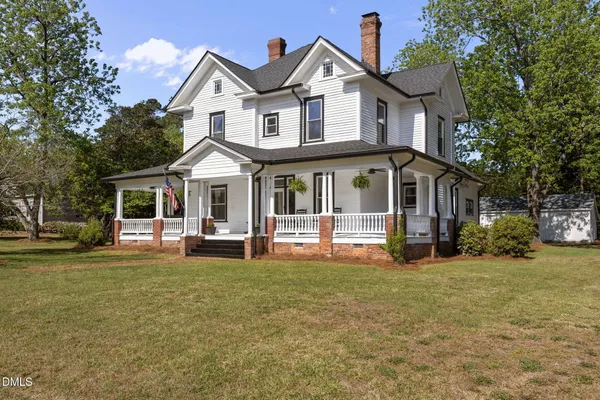 $440,000 | 1200 South 10th Street, Lillington, NC 27546