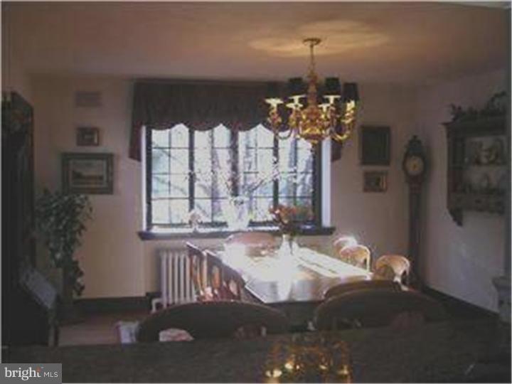 174 Fishers Road Bryn Mawr, PA 19010 - Photo 5 of 11 Gallery Image 5