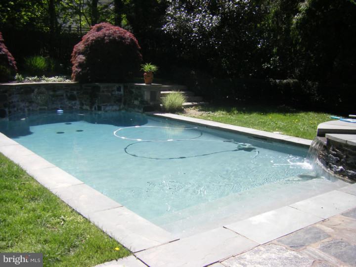 174 Fishers Road Bryn Mawr, PA 19010 - Photo 10 of 11 Gallery Image 10