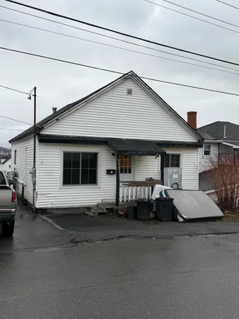 $52,500 | 408 St Thomas Street, Madawaska, ME 04756