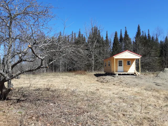 $75,000 | 248 Fox Hill Road, Athens, ME 04912