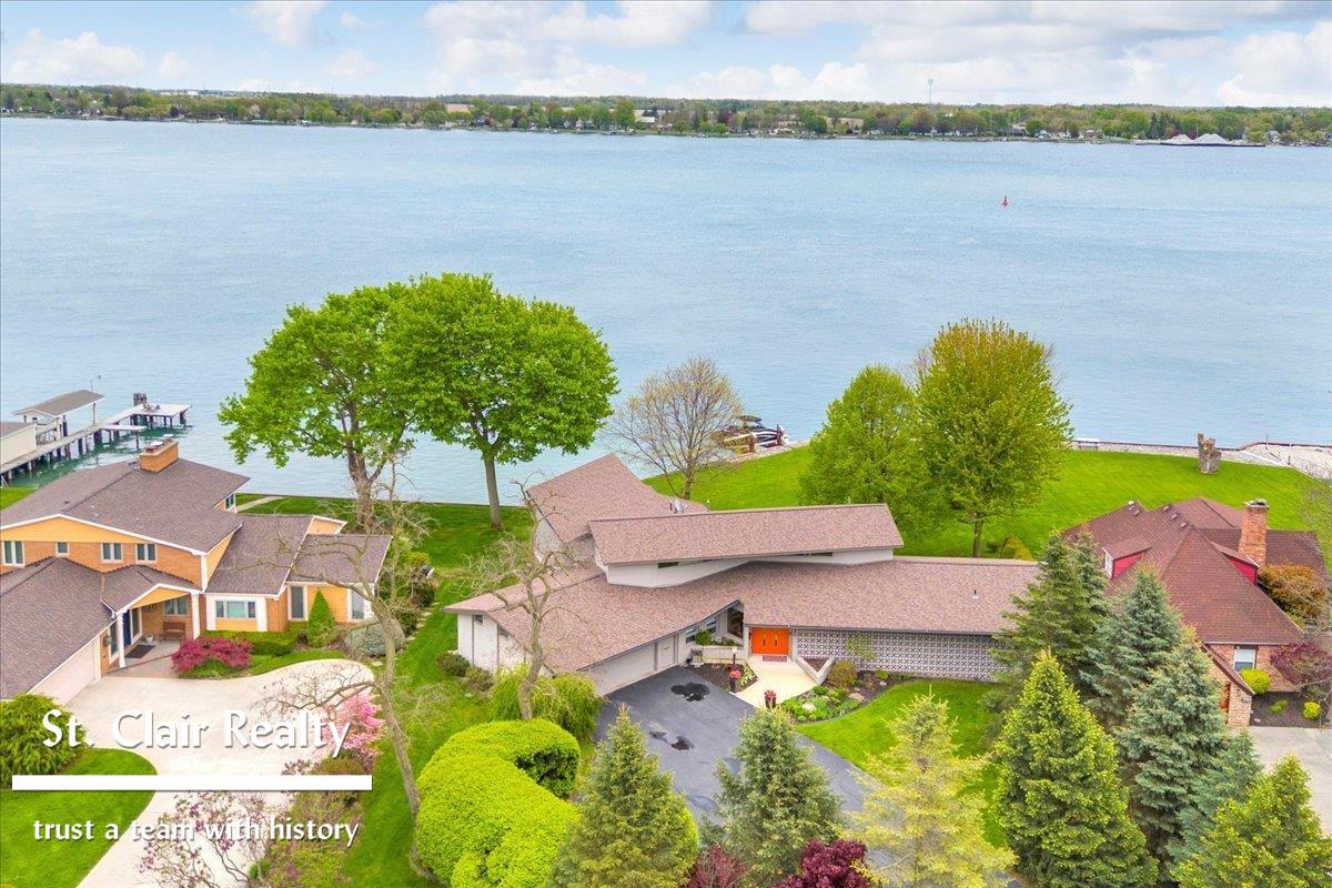 560 North Riverside Avenue St. Clair, MI 48079 - Photo 42 of 49