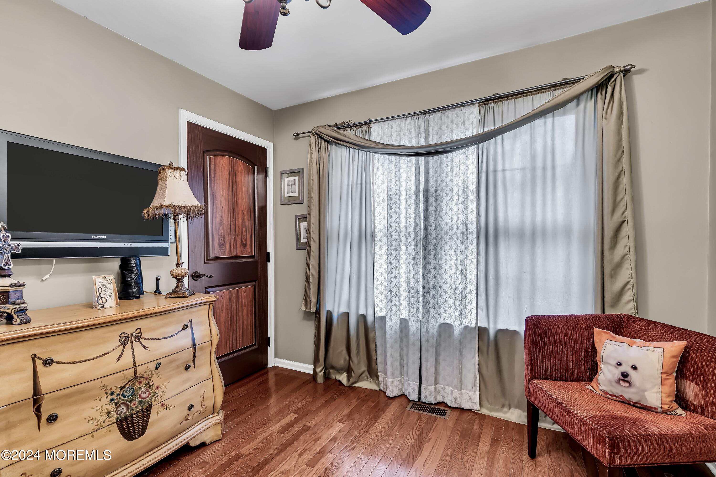 19 Violet Circle Howell, NJ 07731 - Photo 27 of 42 Bedroom